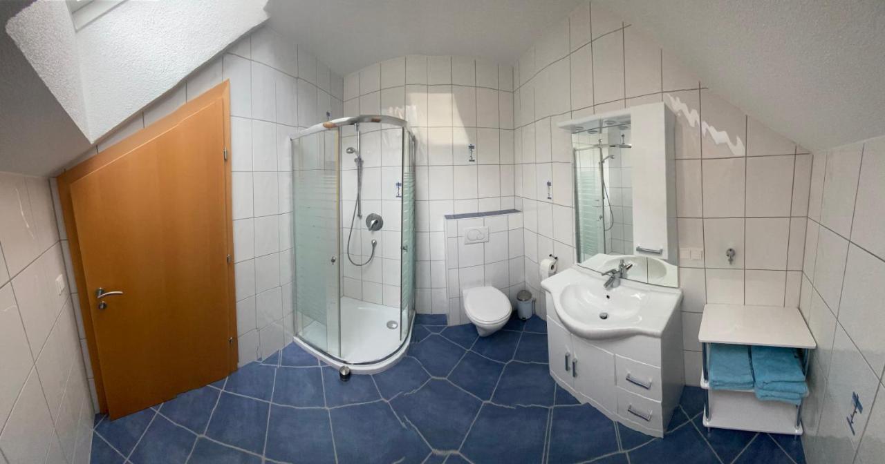 Ferienwohnung Schmid Sankt Martin am Grimming Eksteriør bilde